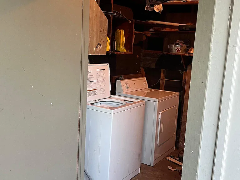 608 S Montgomery St — Photo 10
