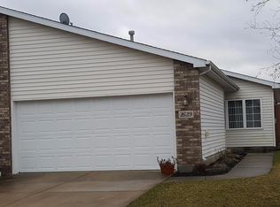 1639 Chestnut Dr, Crown Point, IN 46307