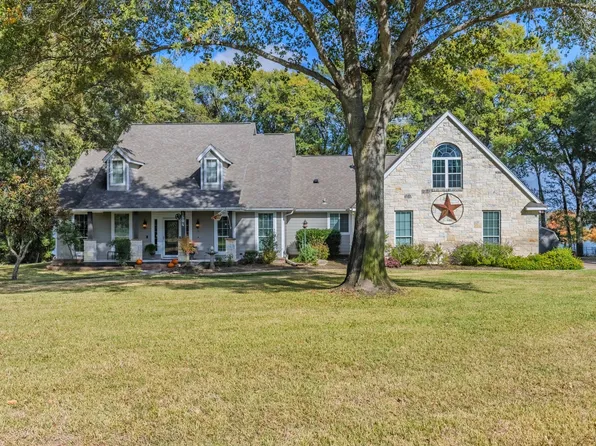 1504 Rs County Rd #3500, Emory, TX 75440
