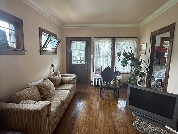 5th image of 1171-1173 E 61st St