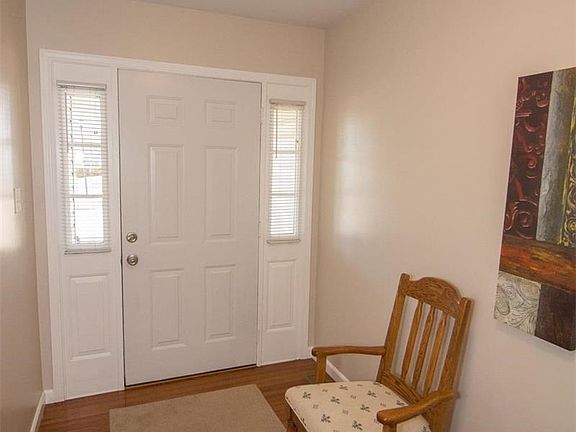 3rd image of 11092 Kohrs Ln