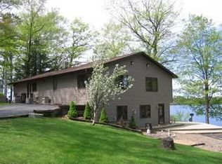 12115 Lakeside Dr, Suring, WI 54174