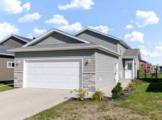2107 Admiral Dr W, West Fargo, ND 58078