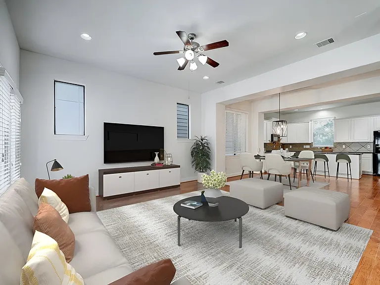 2364 Sperber Ln — Photo 3