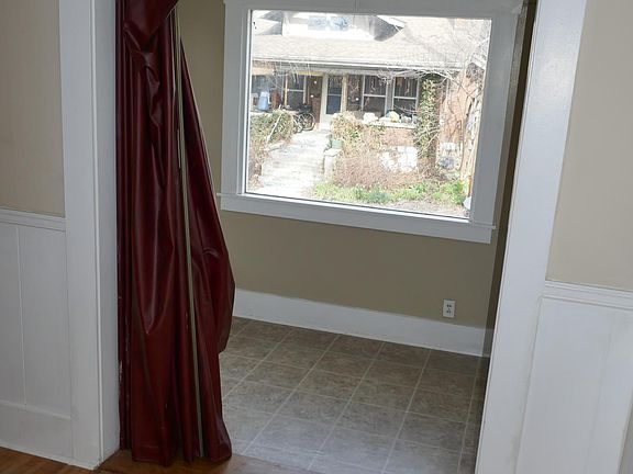 5th image of 109 E Hubbell Dr #C