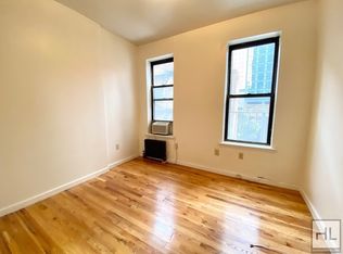 309 W 47th St, New York, NY 10036
