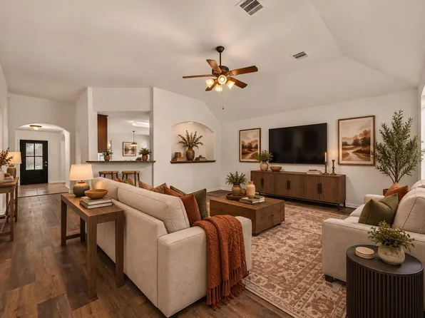 4714 Lake Rim Dr, Alvin, TX 77511