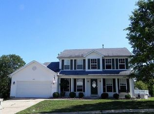 1198 Greenmar Dr, Fenton, MO