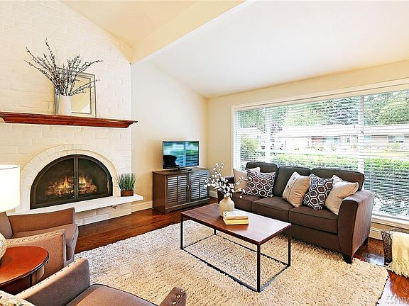 5th image of 25225 SE 31st Pl