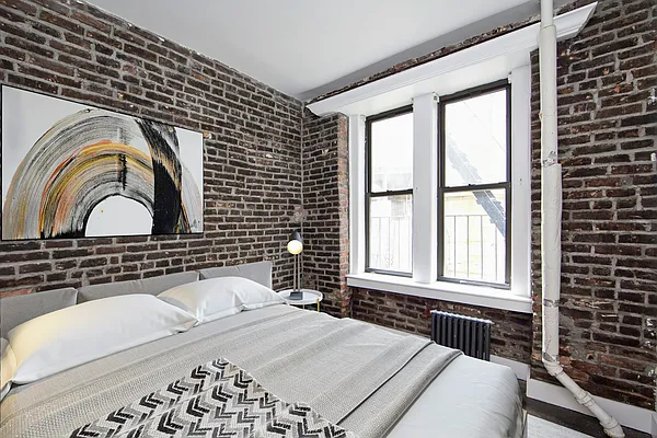 Rented by R New York | media 25