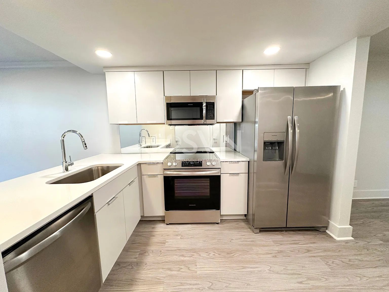 Springhill Oaks - 408 — Photo 2