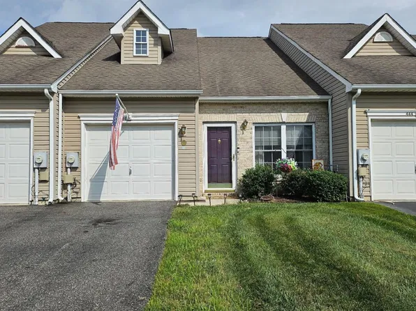 446 Sweetman Dr, Bear, DE 19701
