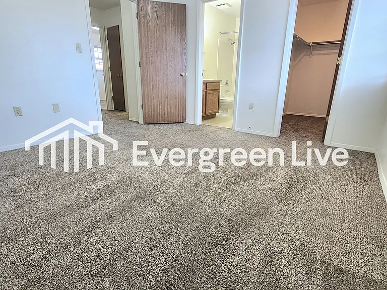 233 Raven Dr — Photo 19