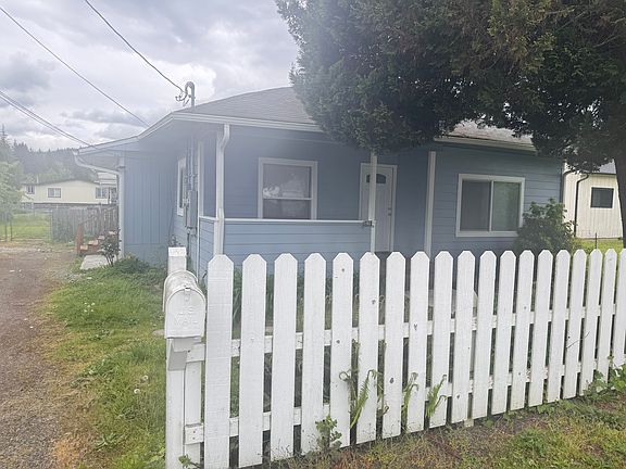 2nd image of 1202 Rhobina St