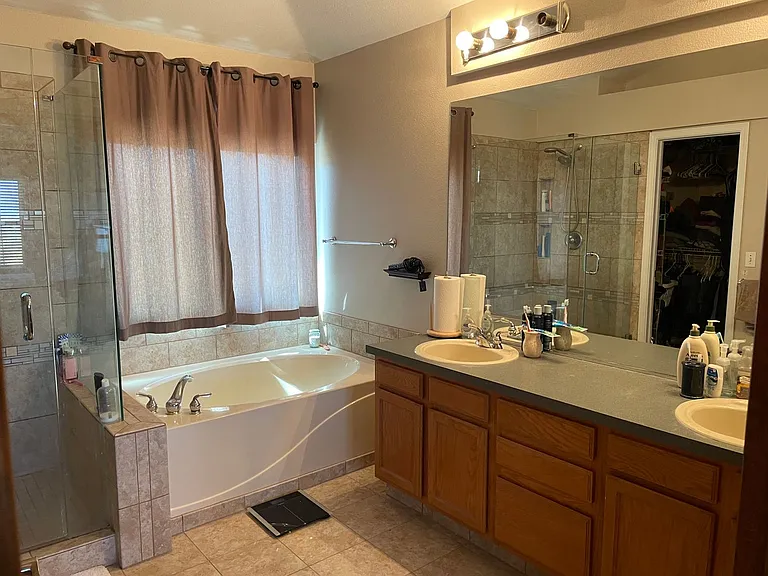 5448 Campglen Dr — Photo 10
