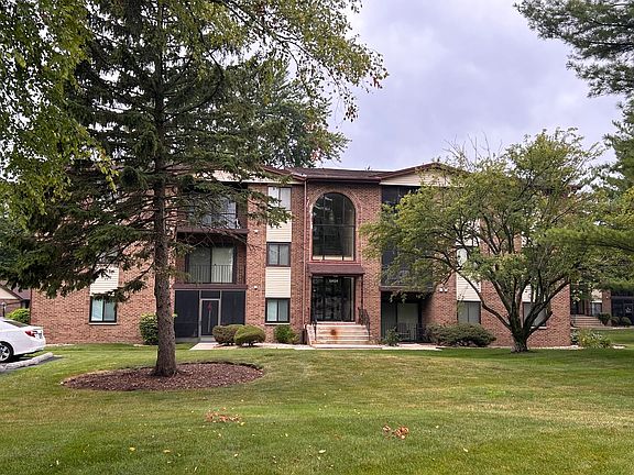 2nd image of 13434 W Circle Dr APT 110