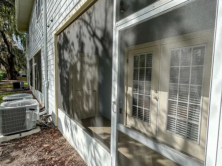 2980 SW 35th Pl #99 — Photo 20
