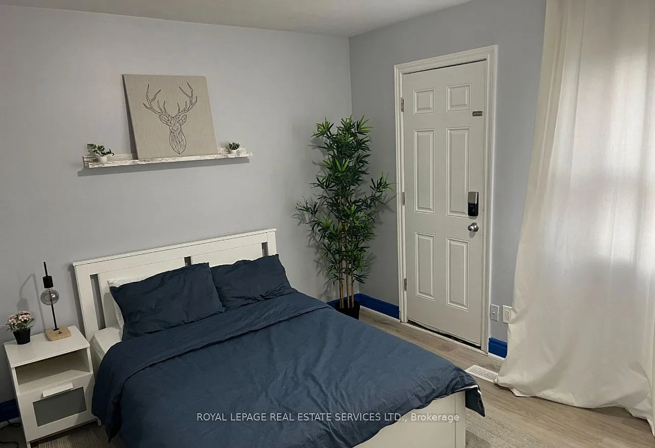 1 bed, $1,100 — Photo 2