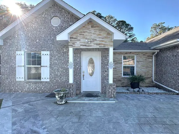 3097 Fayal Dr, Pensacola, FL 32526