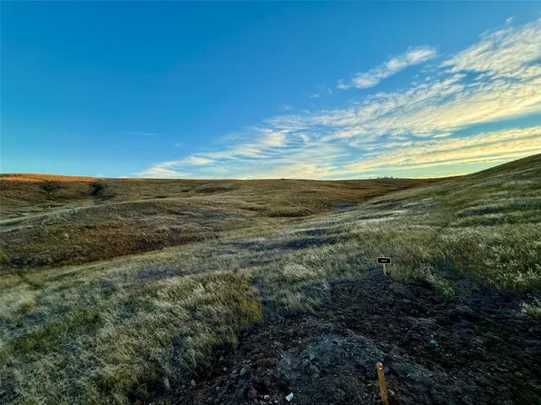 132-136 Cove Ln #140, Great Falls, MT 59404