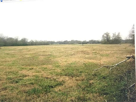 3rd image of 9005 House Lake Dr