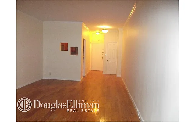 Rented by Douglas Elliman | media 14