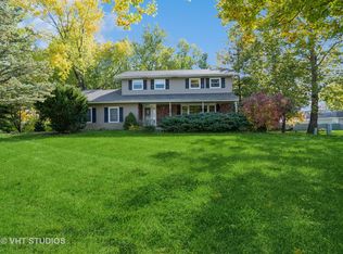 29W131 Janet Ct, Naperville, IL 60564