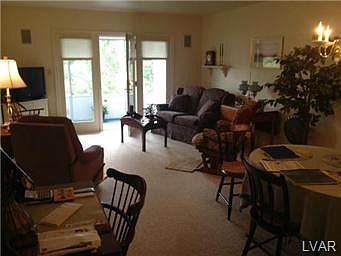 2nd image of 34 Lawnherst Ct