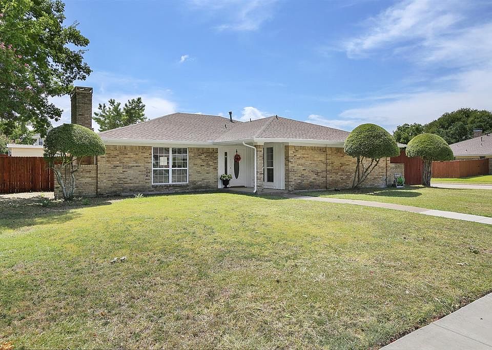 1st image of 4000 Los Robles Dr