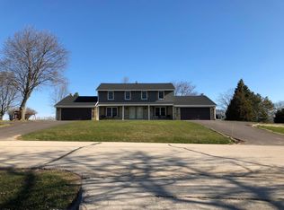 21420 Sierra Dr #21420, Brookfield, WI 53045