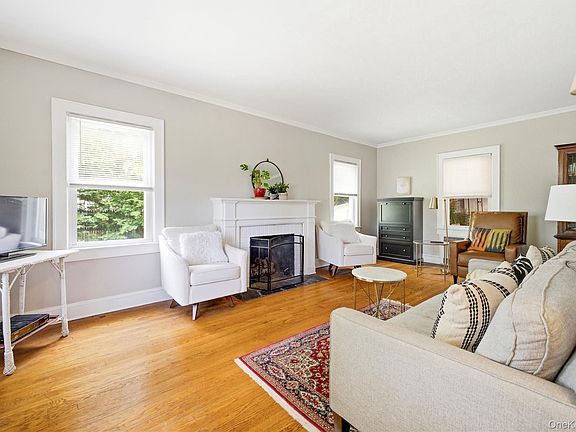 4th image of 21 Maple Street