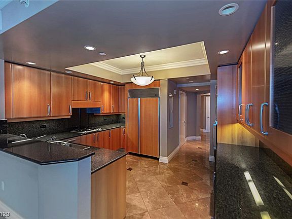 3rd image of 2747 Paradise Rd Unit 2103