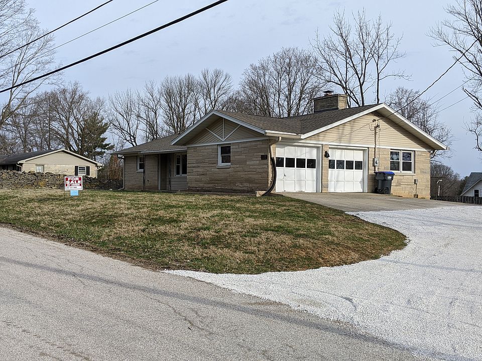 1st image of 720 W Oak St