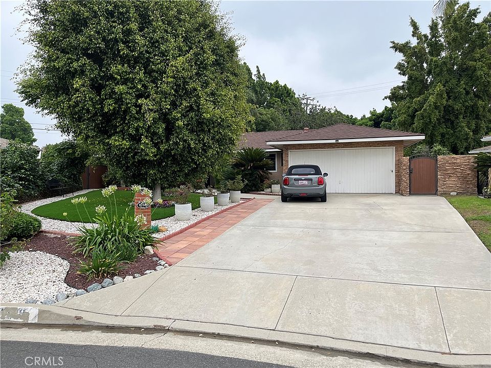 1st image of 10528 Tigrina Ave