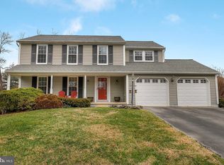 8394 Mitzy Ln, Ellicott City, MD 21043