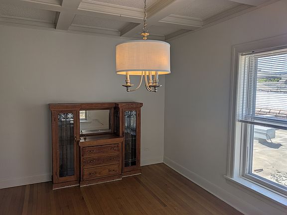 4th image of 103 E 1st St #2N