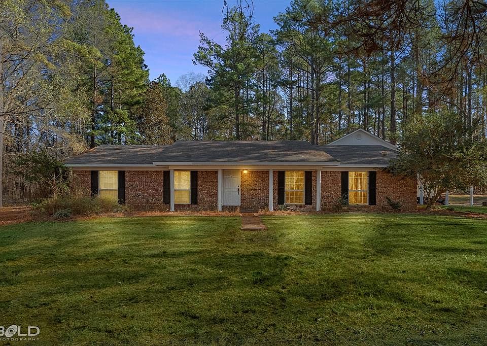 1st image of 447 Burrow Ln