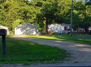 3959 S Johnson Rd, Gowen, MI 49326