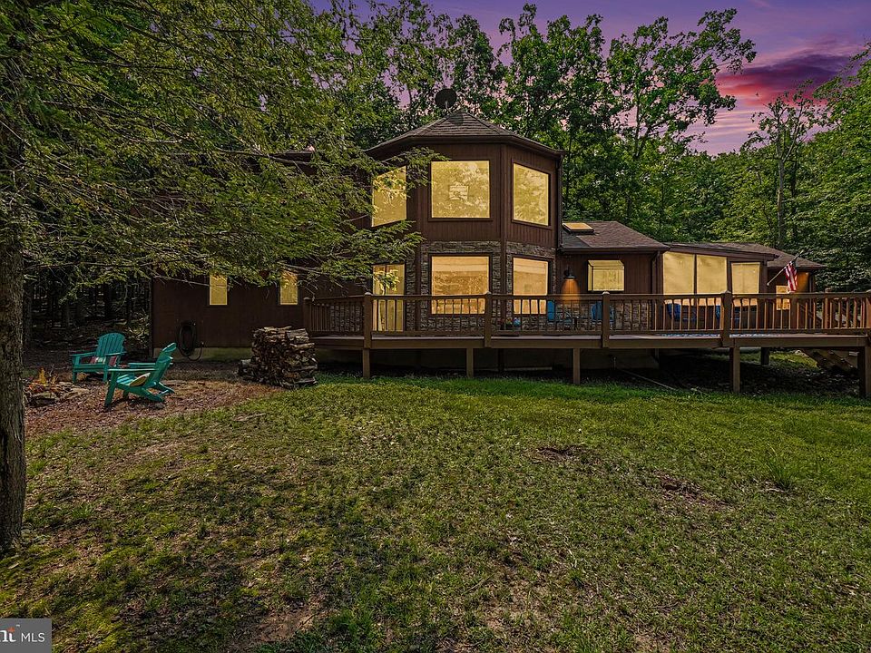 1st image of 323 Navaho Dr