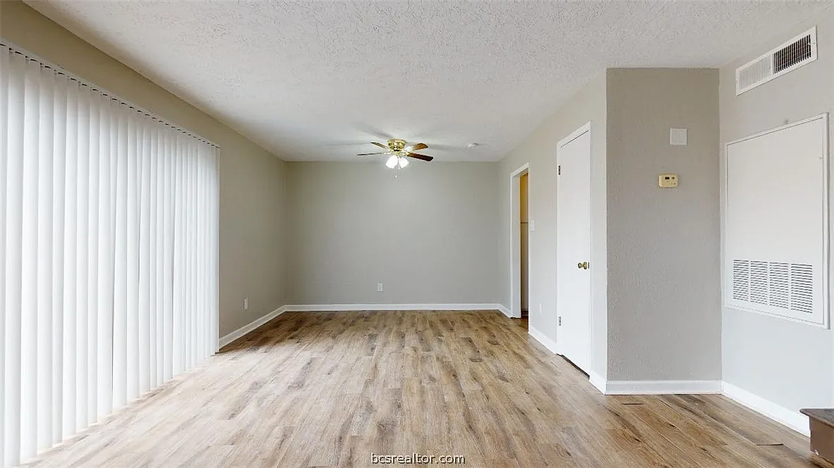 1 bed, 1.0 bath, 864 sqft, $775 — Photo 3