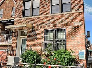 33-52 29th St #2A, Astoria, NY 11106