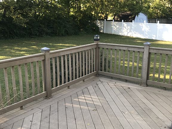 4th image of 417 Dorchester Pl