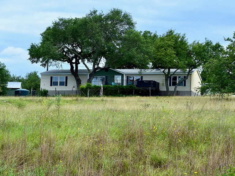 5450 FM 2325 — Photo 4