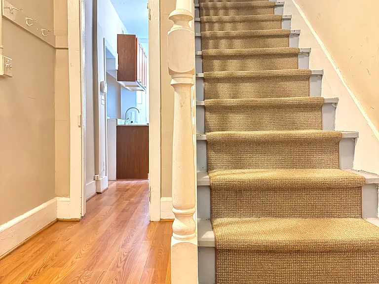 2758 Chain Bridge Rd — Photo 18