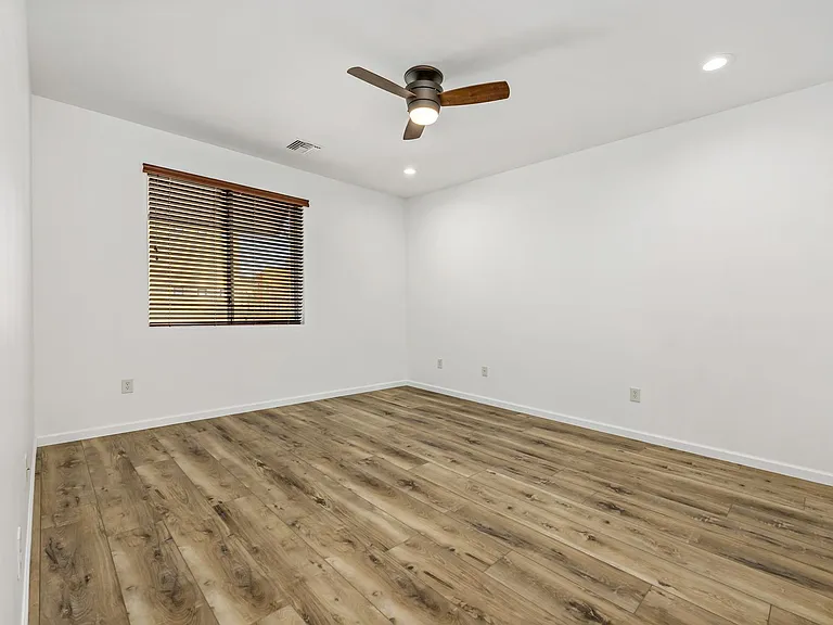 4261 N Golden Ridge Ln — Photo 17