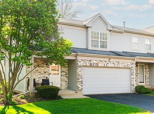 931 Old Oak Cir, Algonquin, IL