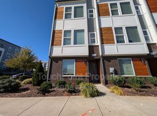 2322 Elizabeth Mill Pl, Charlotte, NC 28208