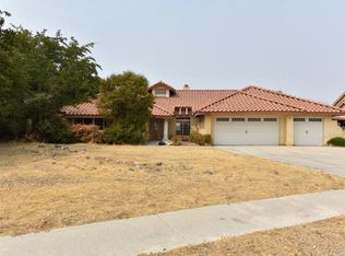 12260 Iroquois Rd, Apple Valley, CA 92308