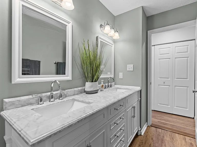 2321 Sierra Dr — Photo 15