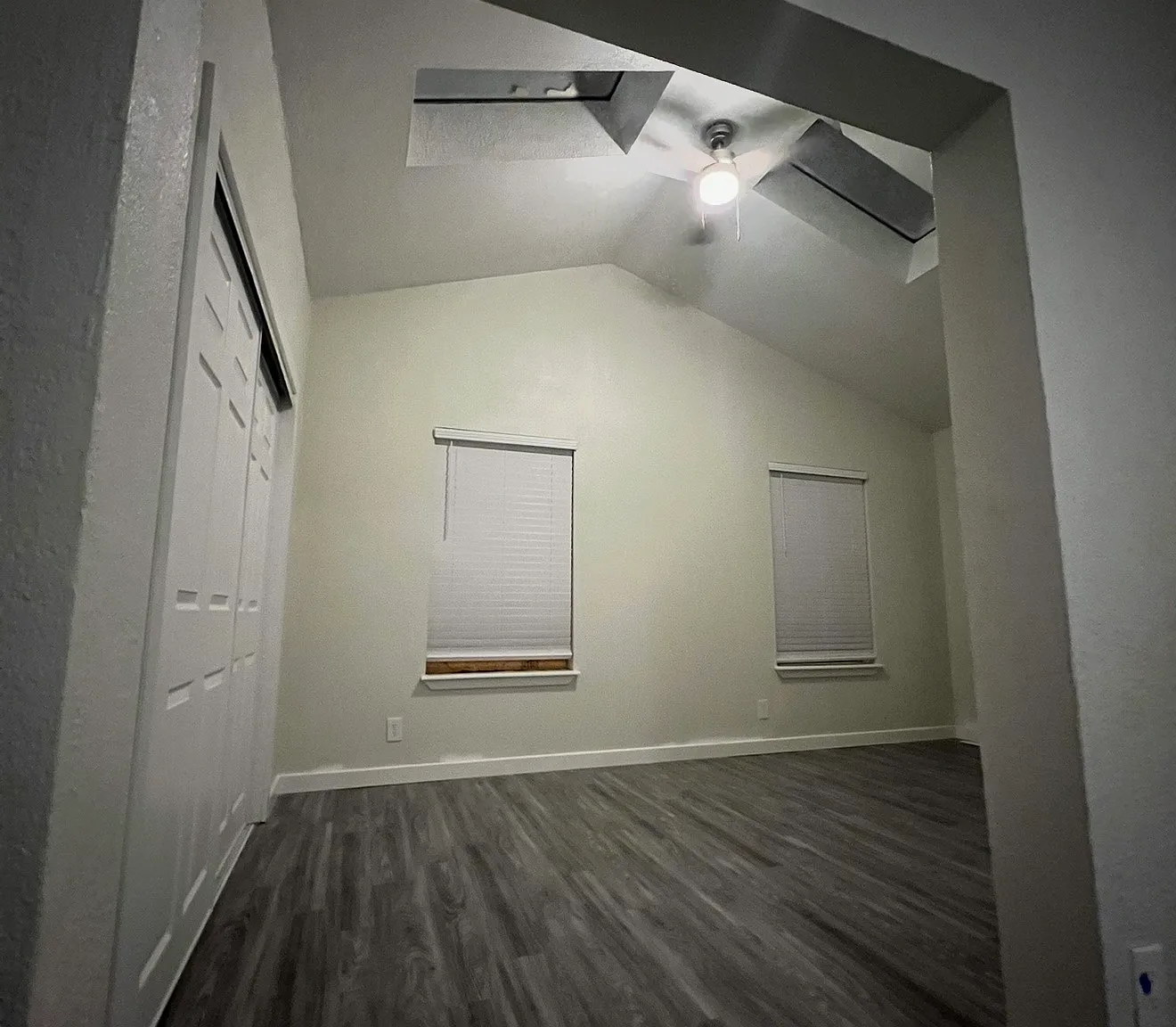 3 bed, 1750 sqft, $2,350 — Photo 2
